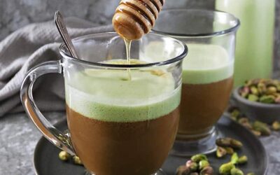 Easy-homemade-Honey-Pistachio-Latte-made-without-any-fancy-equipment