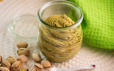 pistachio-white-chocolate-ganache
